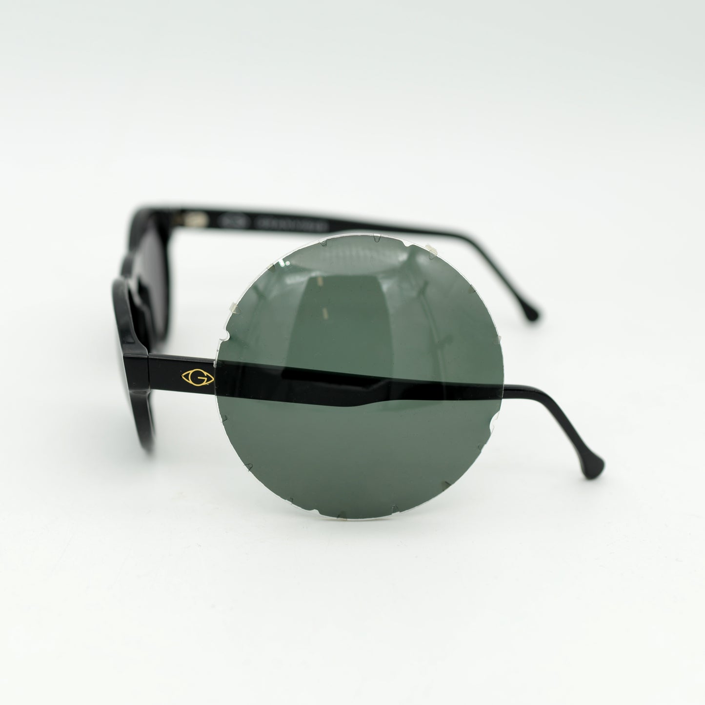 Ferra Black