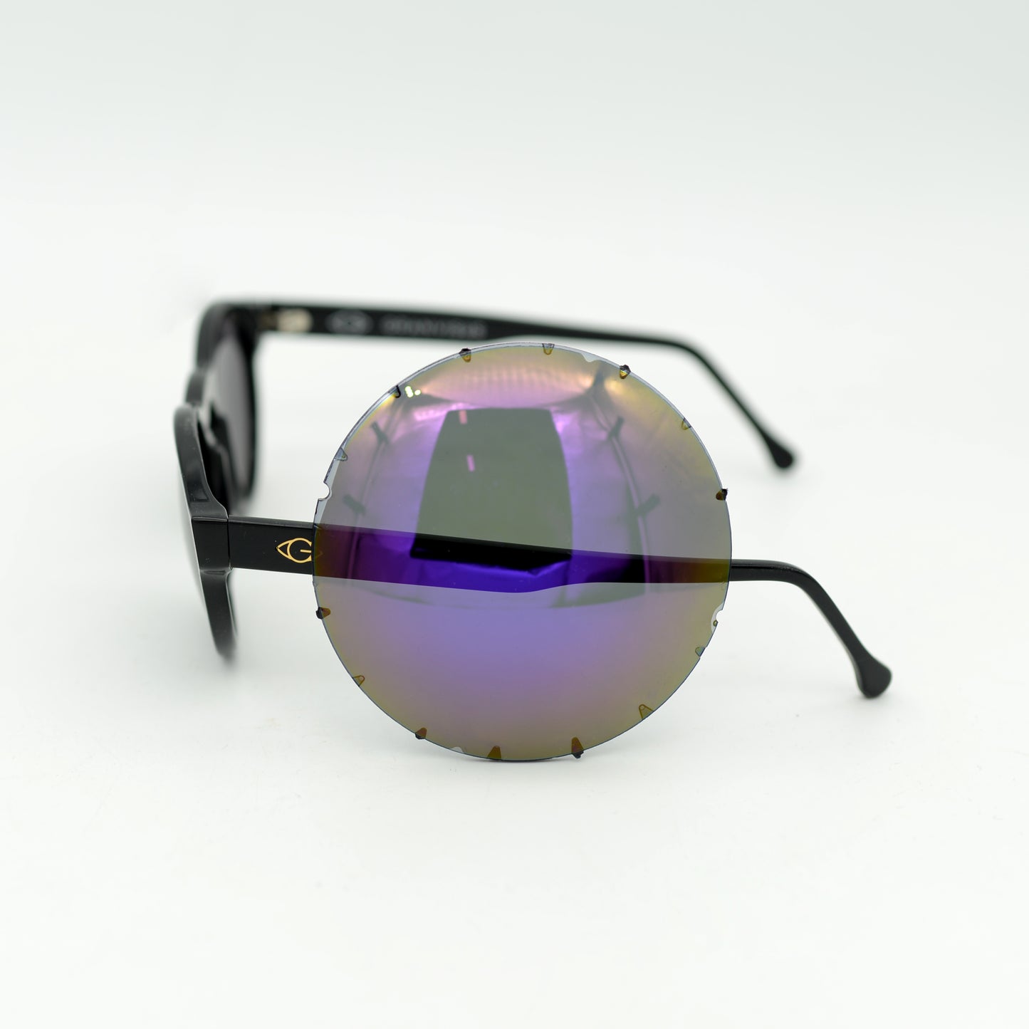 Saviu Black