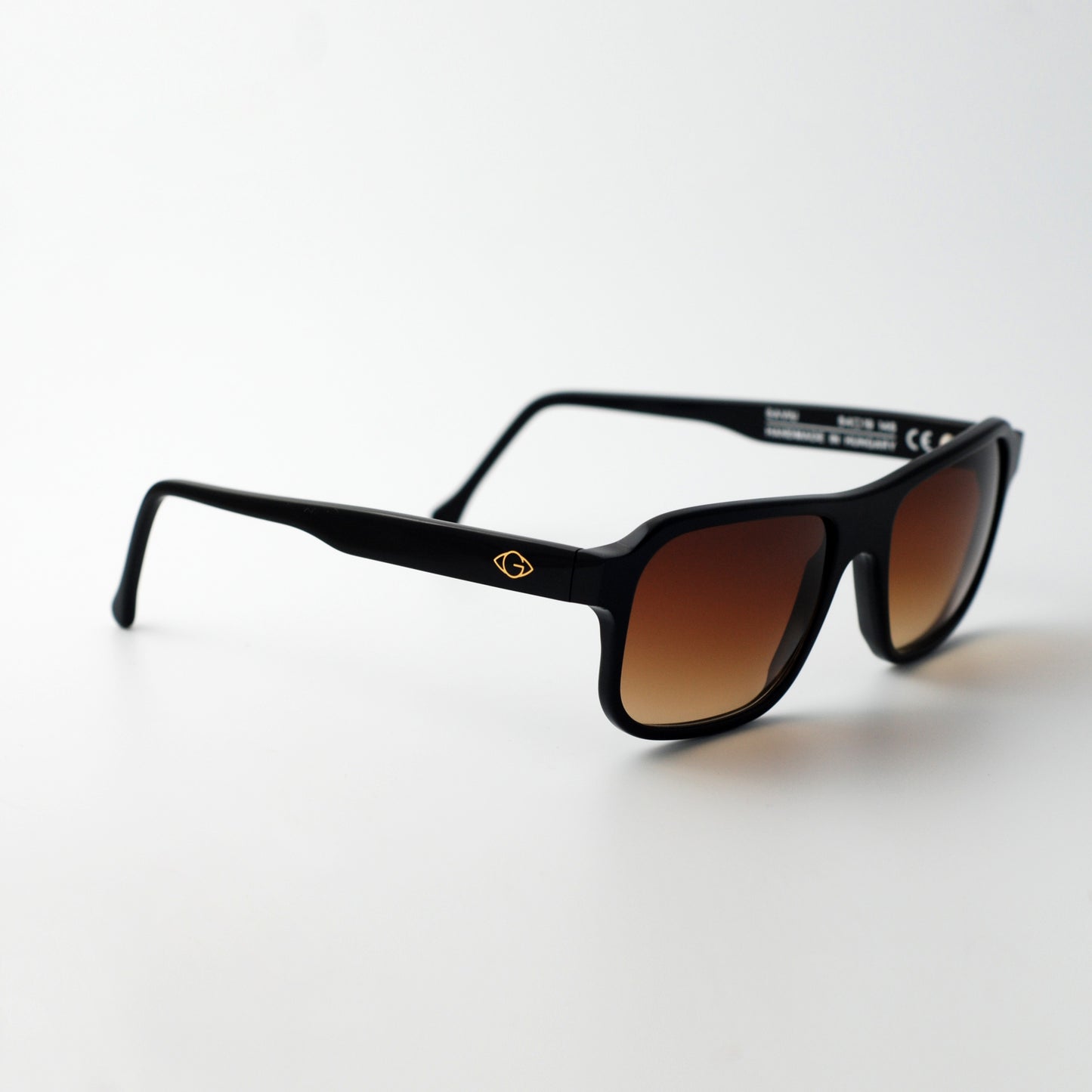 Saviu Black